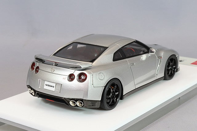 Load image into Gallery viewer, EIDOLON 1/43 Nissan GT-R Track Edition Engineered by Nismo 2015 Ultimate Metal Silver
