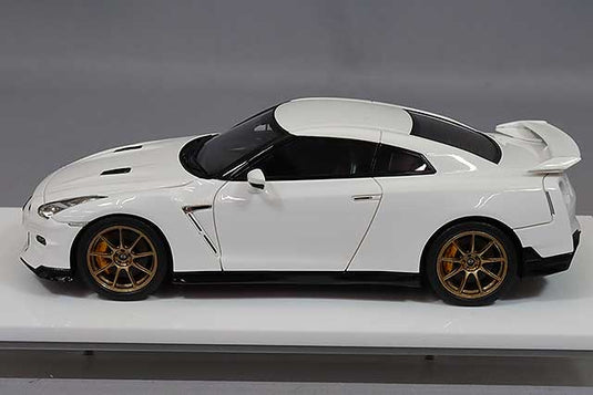 EIDOLON 1/43 Nissan GT-R Premium Edition T-spec 2024 Brilliant White Pearl