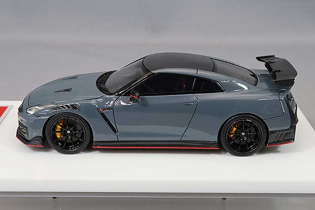 Load image into Gallery viewer, EIDOLON 1/43 Nissan GT-R Nismo 2024 NISMO Stealth Gray
