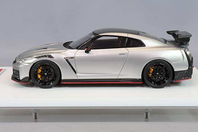 Load image into Gallery viewer, EIDOLON 1/43 Nissan GT-R Nismo 2024 Ultimate Metal Silver
