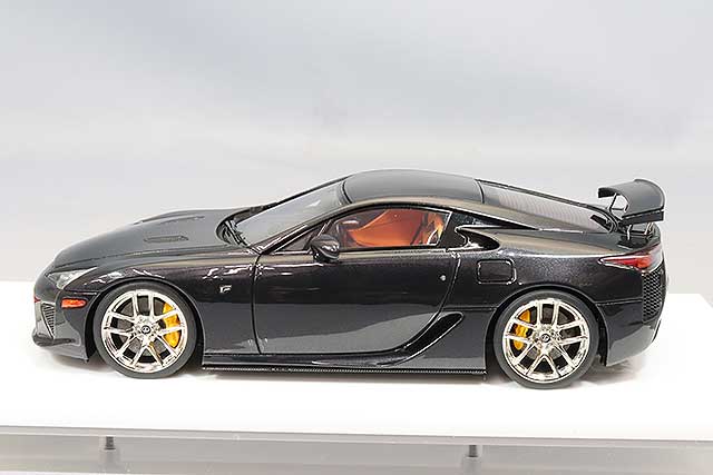 Load image into Gallery viewer, EIDOLON 1/43 Lexus LFA 2010 Rear Wing Up Pearl Gray
