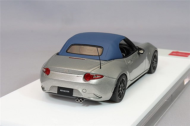Cargue la imagen en el visor de la galería, EIDOLON 1/43 Mazda Roadster (ND) &quot;990S&quot; 2022 Platinum Quartz Metallic
