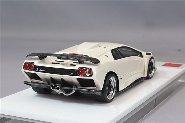 Cargue la imagen en el visor de la galería, EIDOLON 1/43 Lamborghini Diablo GT 1999 Balloon White
