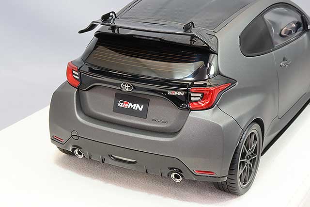 Carica immagine in Galleria Viewer, EIDOLON 1/18 Toyota GRMN Yaris Circuit Package 2022 Matt Steel
