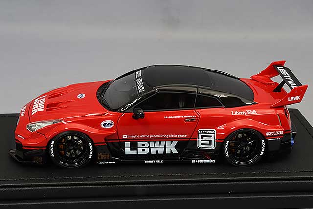 Carica immagine in Galleria Viewer, Ignition Model 1/43 LB-Silhouette WORKS GT Nissan 35GT-RR Red/Black IG2543
