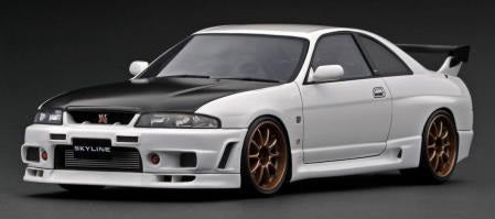 Laden Sie das Bild in Galerie -Viewer, ignition model 1/18 Nissan Skyline GT-R (BCNR33) White
