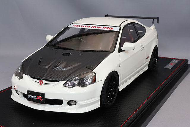 Laden Sie das Bild in Galerie -Viewer, Ignition Model 1/18 Honda Integra (DC5) TYPE R White w/ CE28N Type 18-inch Wheels &amp; K20A VTEC Engine IG3324
