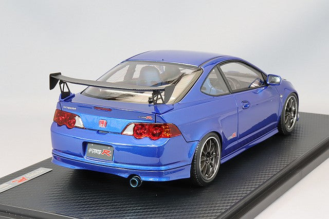 Carica immagine in Galleria Viewer, Ignition Model 1/18 Honda Integra (DC5) Type R Blue Metallic w/ CE28N Type 18-inch Wheels (Polished/Gunmetal) IG3326
