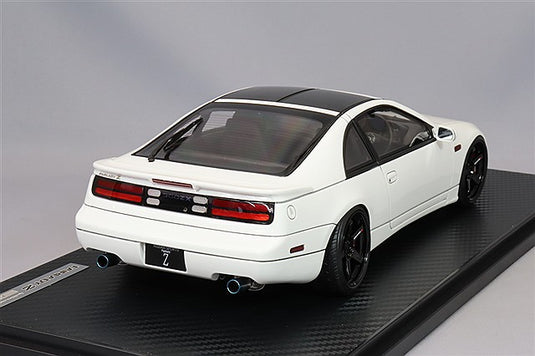 Ignition Model 1/18 Nissan Fairlady Z (Z32) 2by2 White w/ Nismo LMGT4 18-inch Wheels (Black) IG3424