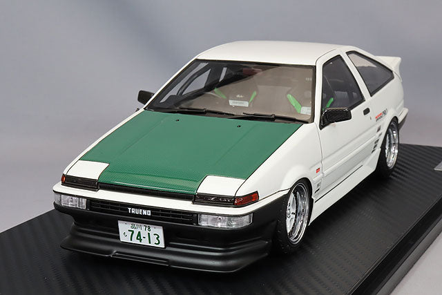 Ignition Model 1/18 Toyota Sprinter Trueno (AE86) 3-Door TK-Street Ver. White w/ Work Meister CR01 Type 15-inch Wheels (Polished & White) IG3489