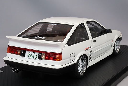 Ignition Model 1/18 Toyota Sprinter Trueno (AE86) 3-Door TK-Street Ver. White w/ Work Meister CR01 Type 15-inch Wheels (Polished & White) IG3489
