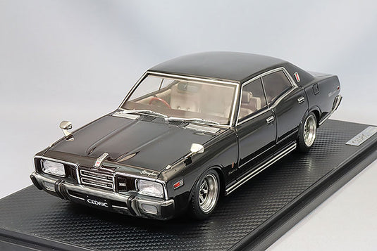 Ignition Model 1/18 Nissan Cedric Brougham (330) Black IG3559