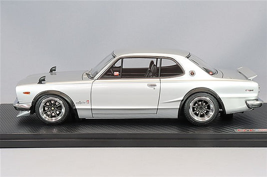 Ignition Model 1/18 Nissan Skyline 2000 GT-R (KPGC10) Silver w/ RS Watanabe 15-inch Wheels (Polished/Gunmetallic) IG3614