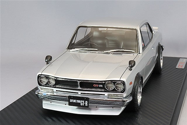 Ignition Model 1/18 Nissan Skyline 2000 GT-R (KPGC10) Silver w/ RS Watanabe 15-inch Wheels (Polished/Gunmetallic) IG3614