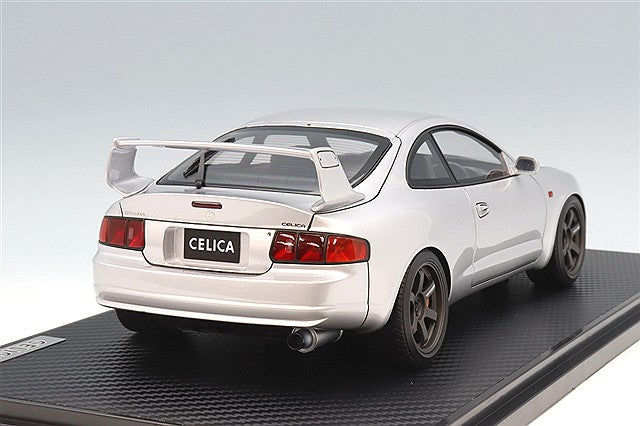 Carica immagine in Galleria Viewer, Ignition Model 1/18 Toyota Celica GT-FOUR (ST205) Silver w/ TE37 Type 17-inch Wheels (Gunmetallic) IG3679
