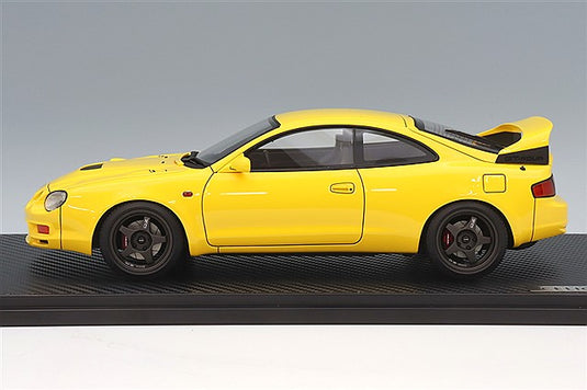 Ignition Model 1/18 Toyota Celica GT-FOUR (ST205) Yellow w/ OZ Chrono Type 17-inch Wheels (Gunmetallic) IG3680