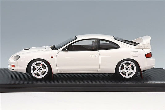 Ignition Model 1/18 Toyota Celica GT-FOUR (ST205) White w/ OZ Chrono Type 17-inch Wheels (White) IG3681
