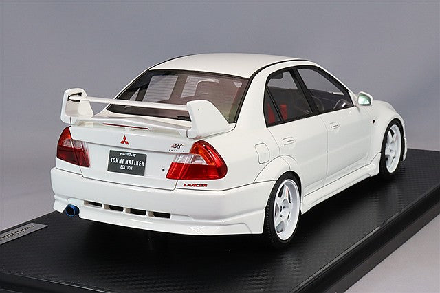 Carica immagine in Galleria Viewer, Ignition Model 1/18 Mitsubishi Lancer Evolution VI GSR T.M.E (CP9A) White w/ OZ Chrono Type 17-inch Wheels (White) IG3683
