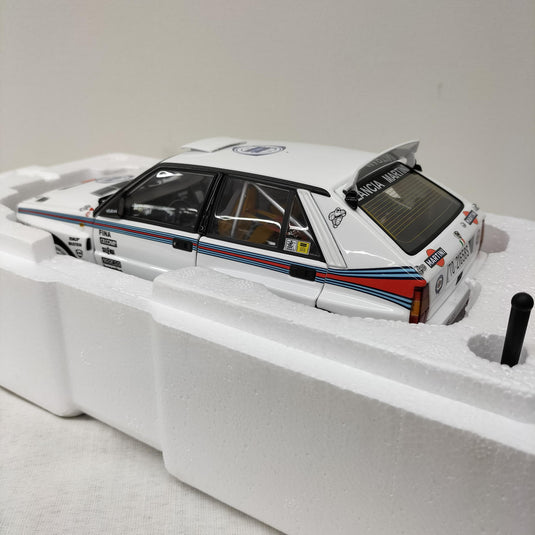 KYOSHO 1/18 Lancia Delta HF Integrale Evoluzione– Used
