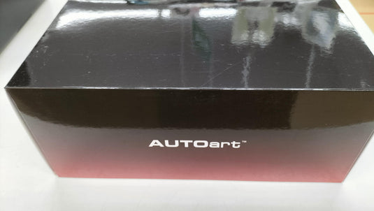 AUTOart FORD GT LE MANS 24HRS 1/18 Diecast Car– Used