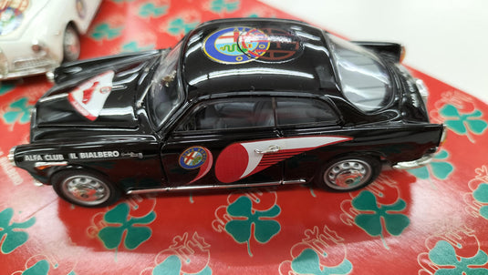ALFA CLUB SPRINT in Bianco e Nero Diecast Model Car– Used