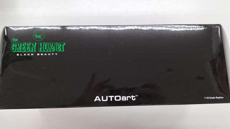Laden Sie das Bild in Galerie -Viewer, AUTOart &quot;The Green Hornet&quot; Black Beauty 1/18 Diecast Car– Used
