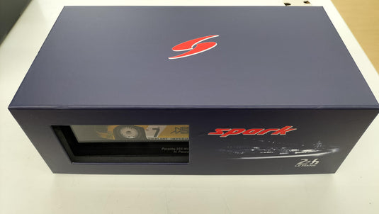 SPARK PORSCHE 956 1984 1/18 Diecast Car– Used