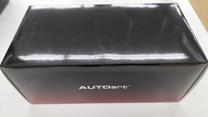 AUTOart TEAM LOTUS TYPE 72E 1973 1/18 Diecast Car– Used