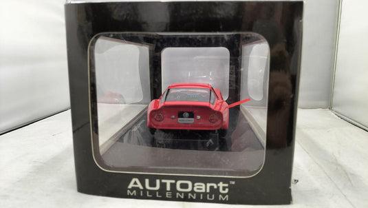 AUTOart 1/18 Scale Alfa Romeo TZ2 1965– Used