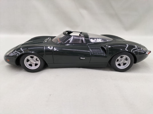 AUTOart JAGUAR XJ13 1/18 Scale Model Car– Used