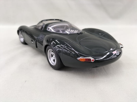 AUTOart JAGUAR XJ13 1/18 Scale Model Car– Used