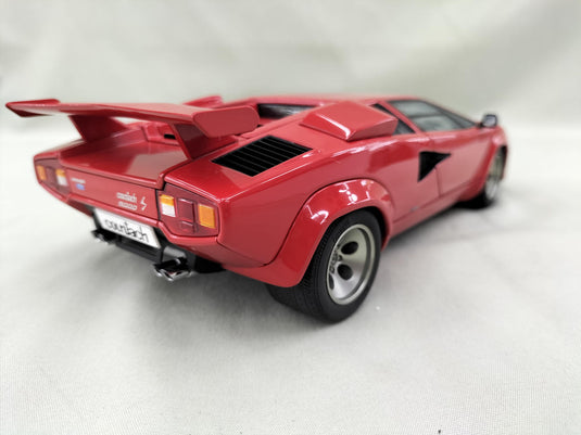 AUTOart Lamborghini Countach 1/18 Scale Model Car– Used