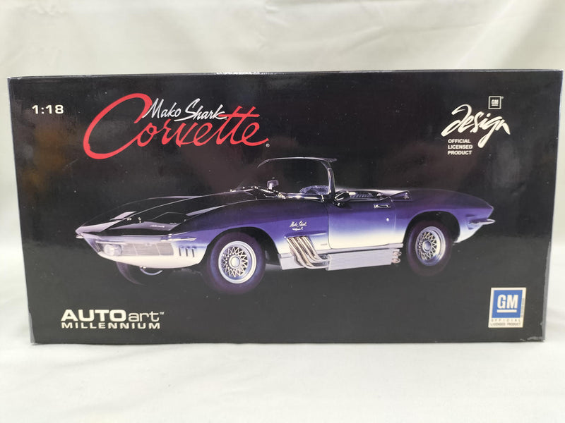 Laden Sie das Bild in Galerie -Viewer, AUTOart &quot;Mako Shark&quot; CORVETTE CHEVROLET 1/18 Scale Car– Used
