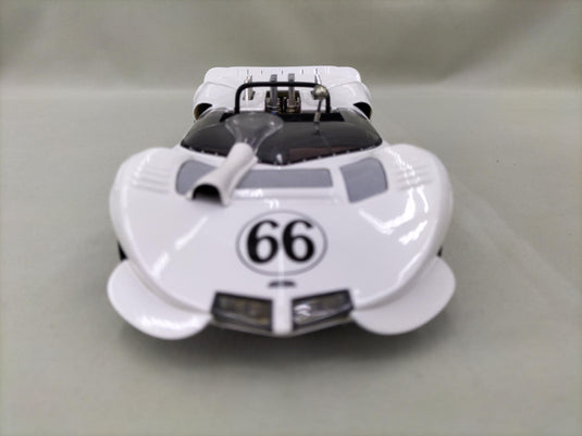 AUTOart CHAPARRAL 2 1/18 Scale Model Car– Used