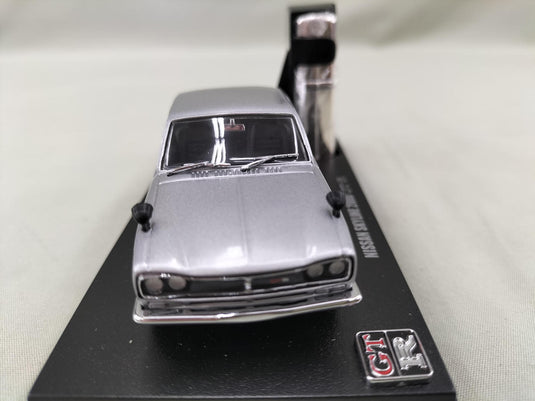 Fukashiro Model Car & Zippo Lighter Set Skyline 2000GT-R 1/43 Scale– Used