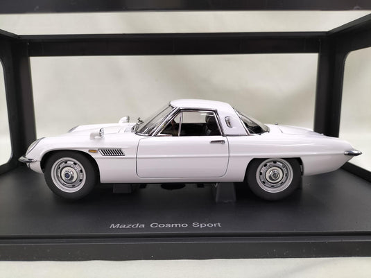 AUTOart Mazda Cosmo Sport 1/18 Scale Model Car– Used
