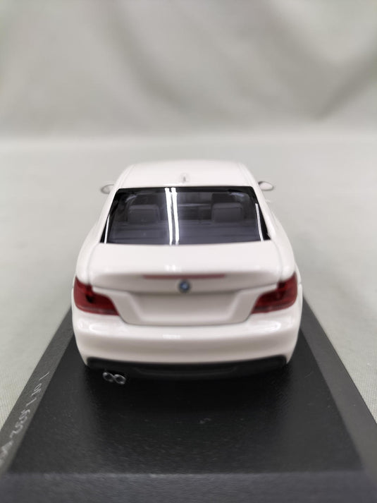 MINICHAMPS BMW 1 Series Coupe 1/43 Scale Model Car– Used