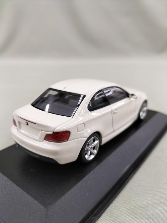 MINICHAMPS BMW 1 Series Coupe 1/43 Scale Model Car– Used