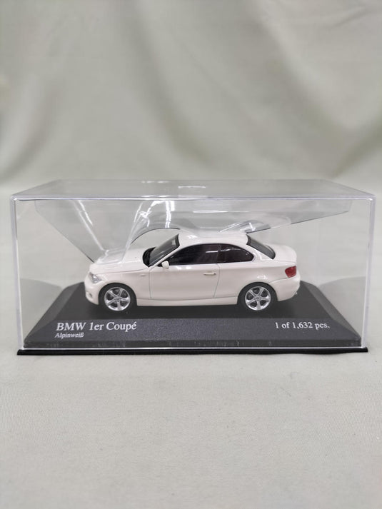 MINICHAMPS BMW 1 Series Coupe 1/43 Scale Model Car– Used