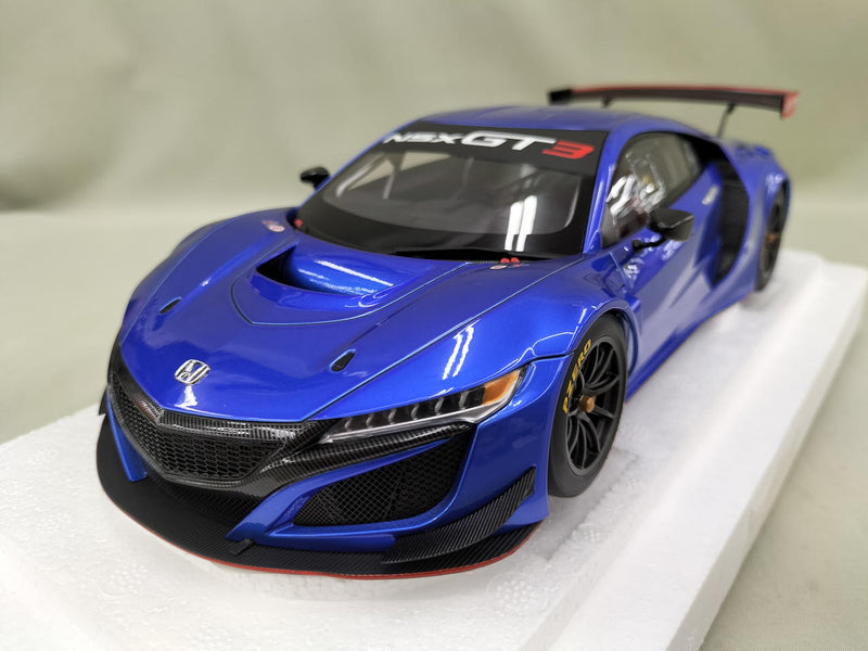 Laden Sie das Bild in Galerie -Viewer, AUTOart 1/18 Honda NSX GT3 Hyper Blue Scale Model Car– Used
