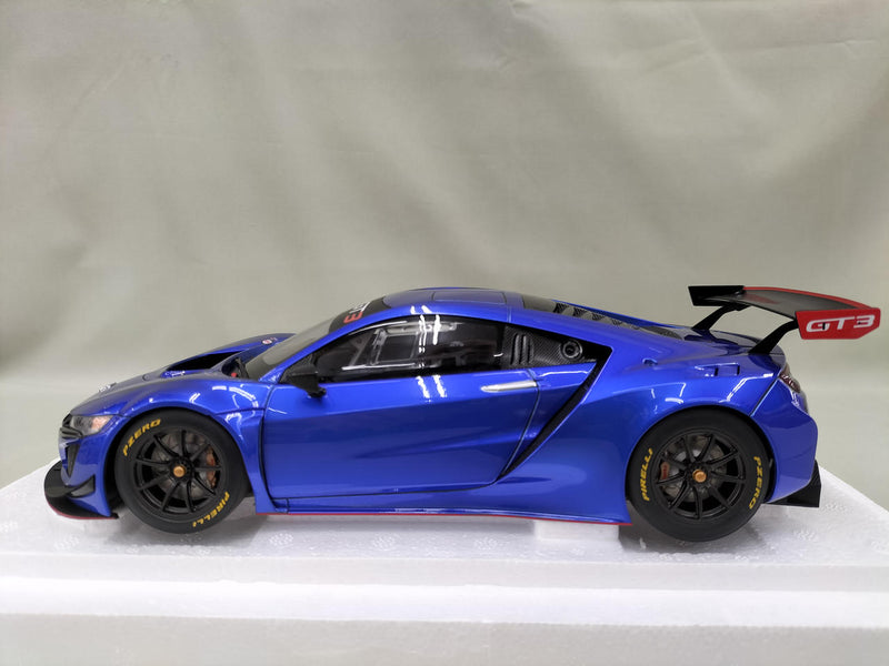 Laden Sie das Bild in Galerie -Viewer, AUTOart 1/18 Honda NSX GT3 Hyper Blue Scale Model Car– Used
