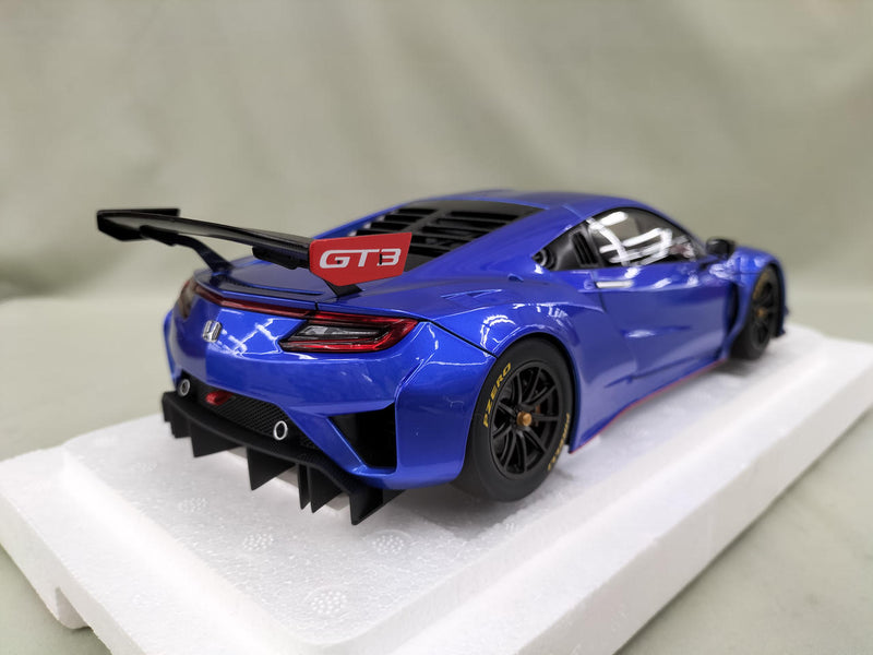 Laden Sie das Bild in Galerie -Viewer, AUTOart 1/18 Honda NSX GT3 Hyper Blue Scale Model Car– Used
