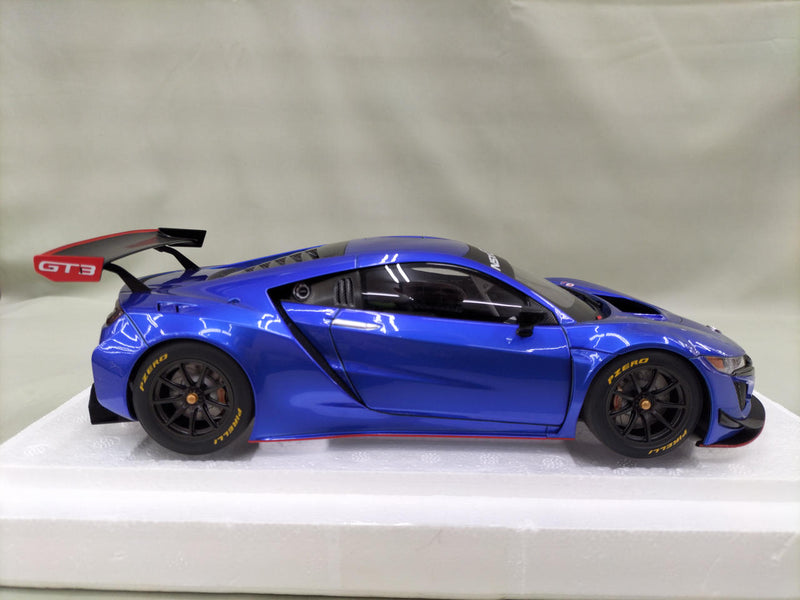 Laden Sie das Bild in Galerie -Viewer, AUTOart 1/18 Honda NSX GT3 Hyper Blue Scale Model Car– Used
