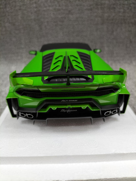 AUTOart 79128 LB-SILHOUETTE WORKS 1/18 LAMBORGHINI HURACAN GT Scale Car– Used