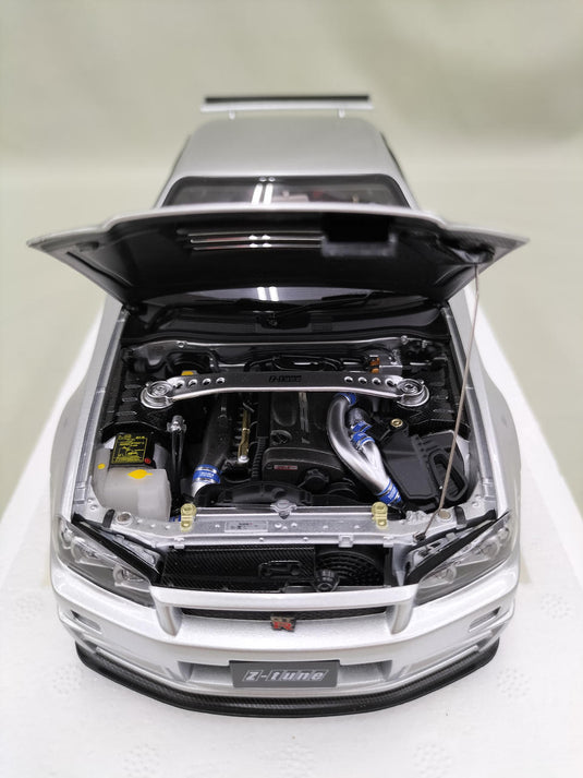 AUTOart Silver NISMO R34 GT-R Z-TUNE 1/18 Scale Car– Used