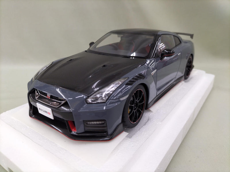 Load image into Gallery viewer, AUTOart Stealth Gray GT-R R35 NISMO SPECIAL EDITION 1/18 Scale Car– Used
