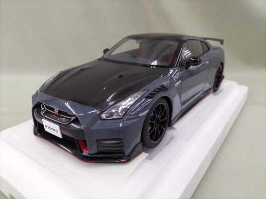 AUTOart Stealth Gray GT-R R35 NISMO SPECIAL EDITION 1/18 Scale Car– Used