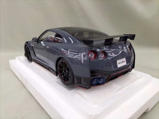 AUTOart Stealth Gray GT-R R35 NISMO SPECIAL EDITION 1/18 Scale Car– Used