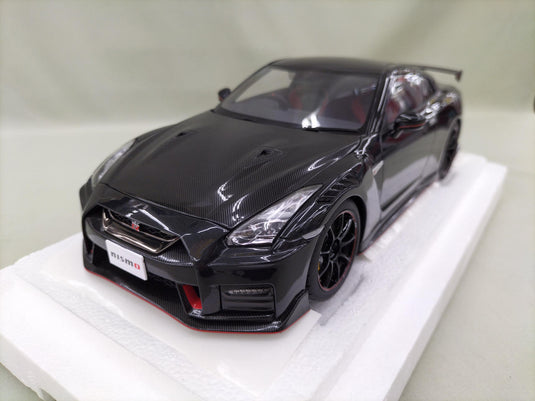 AUTOart Meteor Flake Black Pearl GT-R R35 NISMO SPECIAL EDITION 1/18 Scale Car– Used