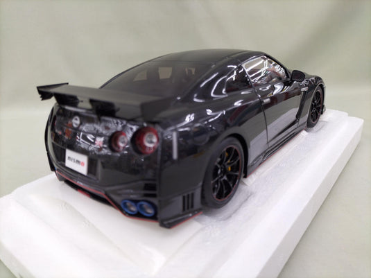 AUTOart Meteor Flake Black Pearl GT-R R35 NISMO SPECIAL EDITION 1/18 Scale Car– Used